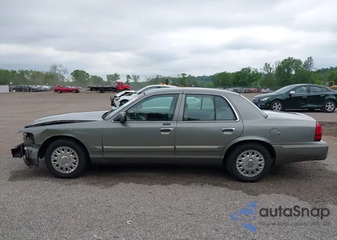 2004 Mercury Grand Marquis Gs z USA, uszkodzony, nr VIN 2MEFM74W94X627534